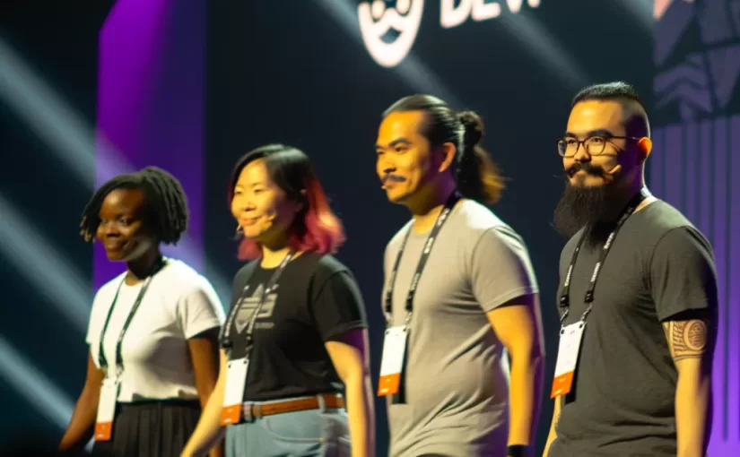 Dev.Play 2025: Dezvoltatori de la Amazon Games, Hazelight, Ubisoft și Funcom urcă pe scenă